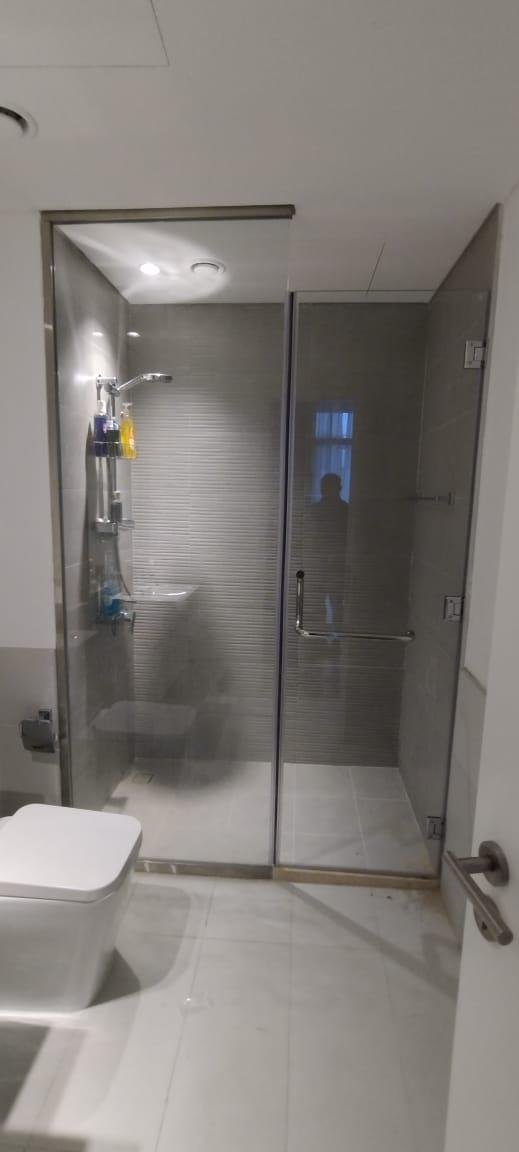 bathroom shower glass | shower partition Dubai